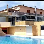 Mobile-home Climatise Dans Avec Piscine Jusqu'a 6 Personnes * Hyères