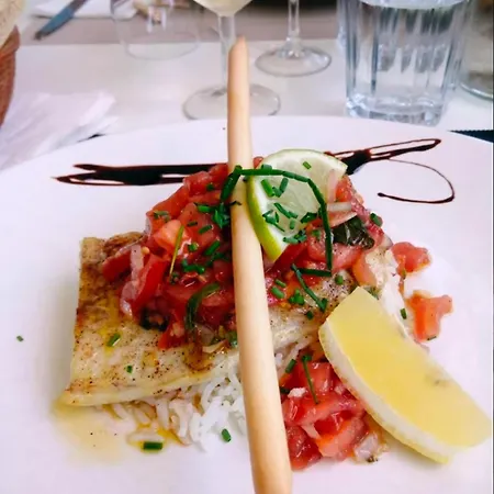 Mobile-home Climatise Dans Avec Piscine Jusqu'a 6 Personnes Apartment *