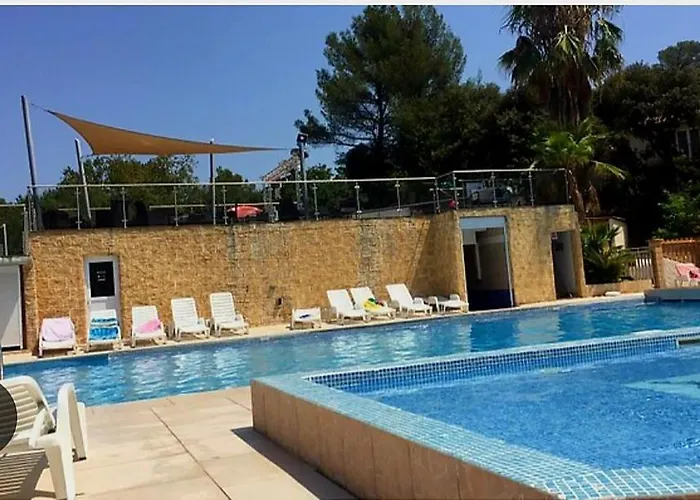 Apartamento Mobile-home Climatisé Dans Avec Piscine Jusqu'à 6 Personnes Hyères